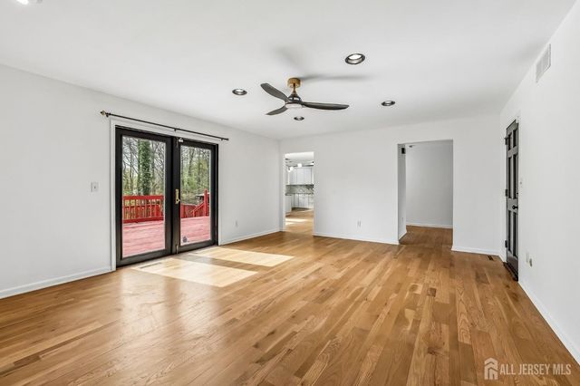 835 Bordentown Avenue, Sayreville, NJ 08872