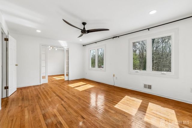 835 Bordentown Avenue, Sayreville, NJ 08872