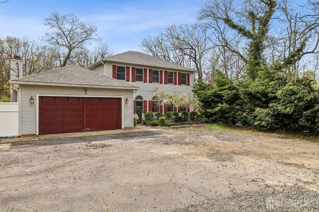 835 Bordentown Avenue, Sayreville, NJ 08872