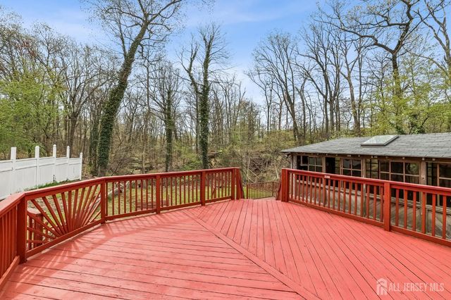 835 Bordentown Avenue, Sayreville, NJ 08872