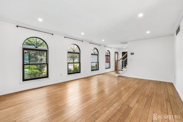 835 Bordentown Avenue, Sayreville, NJ 08872