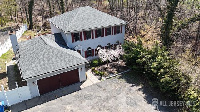 835 Bordentown Avenue, Sayreville, NJ 08872