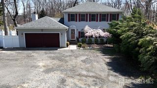 835 Bordentown Avenue, Sayreville, NJ 08872