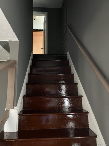 15646 SARATOGA Street, Detroit, MI 48205