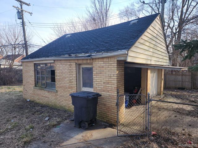 15646 SARATOGA Street, Detroit, MI 48205