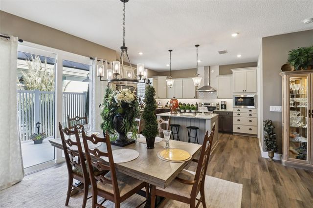 368 SUMMERLAND KEY AVENUE, Lady Lake, FL 32159