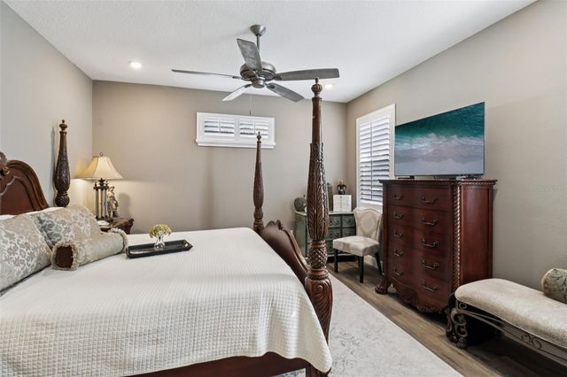 368 SUMMERLAND KEY AVENUE, Lady Lake, FL 32159