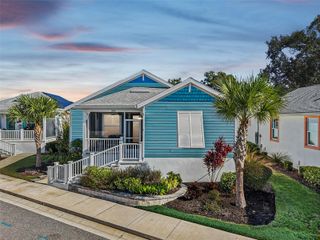 368 SUMMERLAND KEY AVENUE, Lady Lake, FL 32159