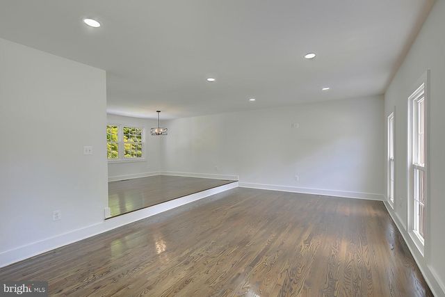 1107 SWAN CREEK RD, Fort Washington, MD 20744