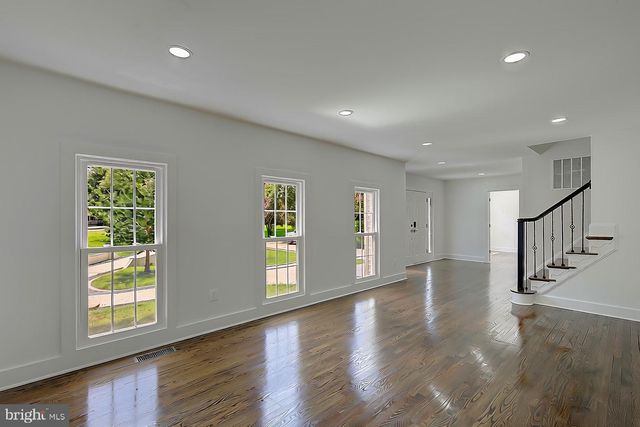 1107 SWAN CREEK RD, Fort Washington, MD 20744