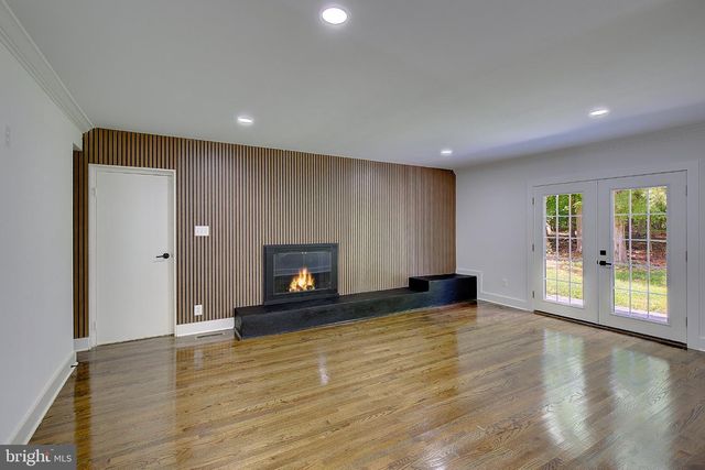 1107 SWAN CREEK RD, Fort Washington, MD 20744