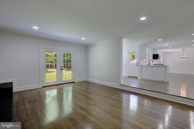 1107 SWAN CREEK RD, Fort Washington, MD 20744