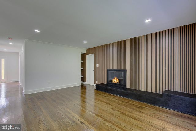 1107 SWAN CREEK RD, Fort Washington, MD 20744