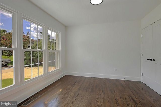 1107 SWAN CREEK RD, Fort Washington, MD 20744