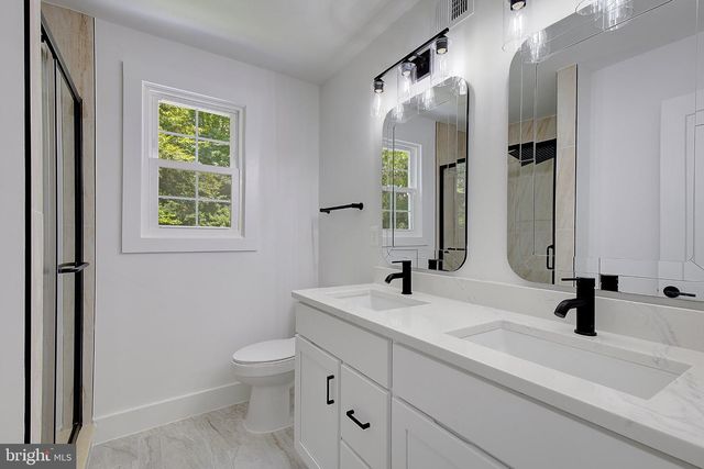 1107 SWAN CREEK RD, Fort Washington, MD 20744