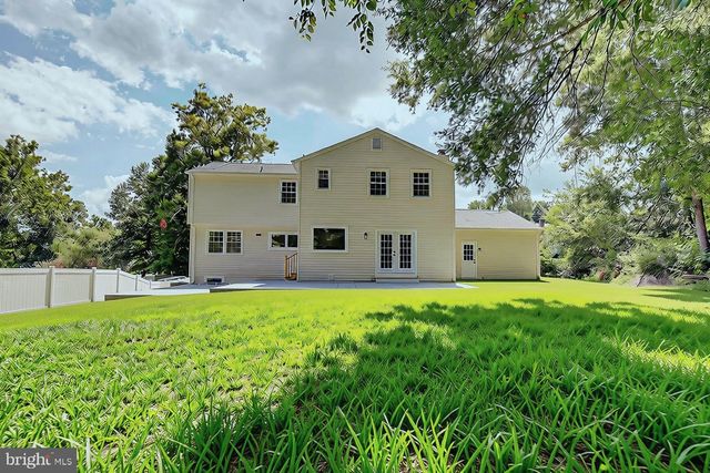 1107 SWAN CREEK RD, Fort Washington, MD 20744
