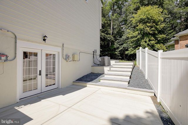 1107 SWAN CREEK RD, Fort Washington, MD 20744