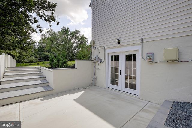 1107 SWAN CREEK RD, Fort Washington, MD 20744