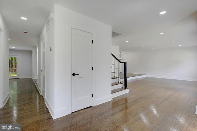 1107 SWAN CREEK RD, Fort Washington, MD 20744
