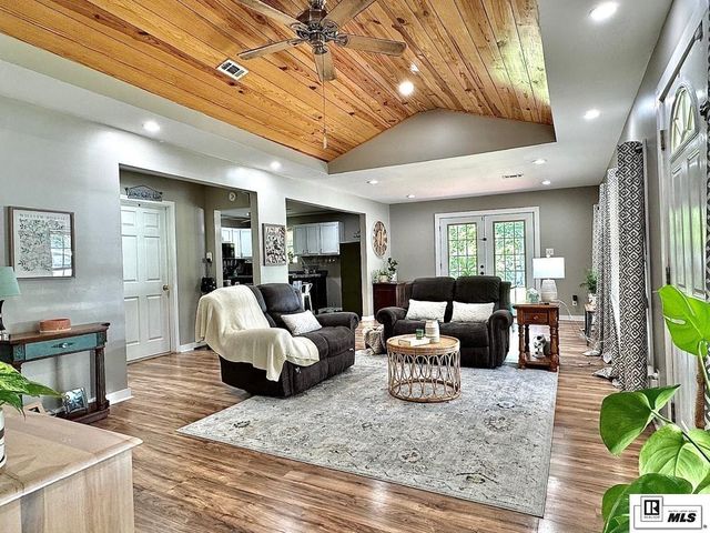 5527 WHITES FERRY ROAD, West Monroe, LA 71291