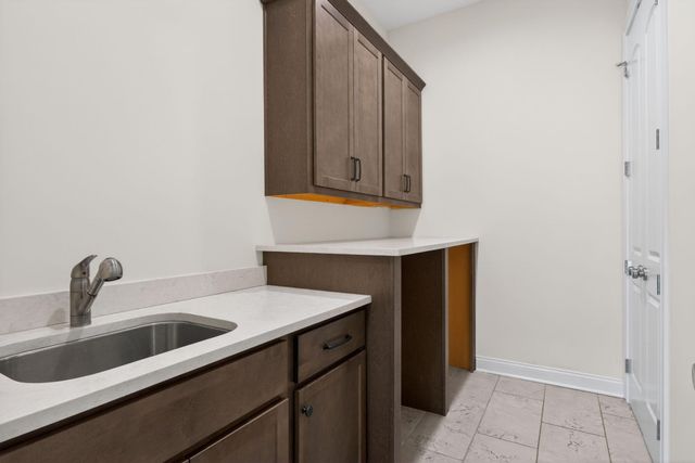 2331 Coroneo Lane, Lexington, KY 40509