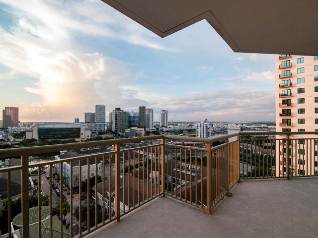 450 KNIGHTS RUN AVENUE 1501, Tampa, FL 33602