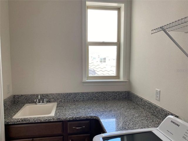 8112 MABURY LANE, Orlando, FL 32832