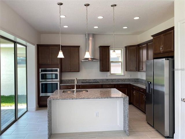 8112 MABURY LANE, Orlando, FL 32832