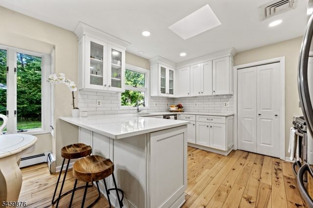 6 White Oak Ln, Montville Twp., NJ 07045