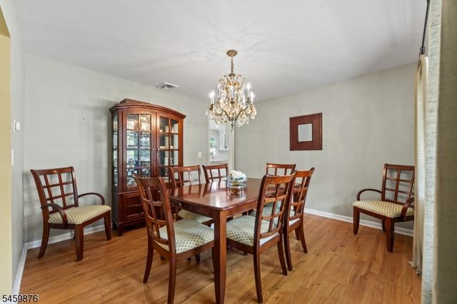 6 White Oak Ln, Montville Twp., NJ 07045