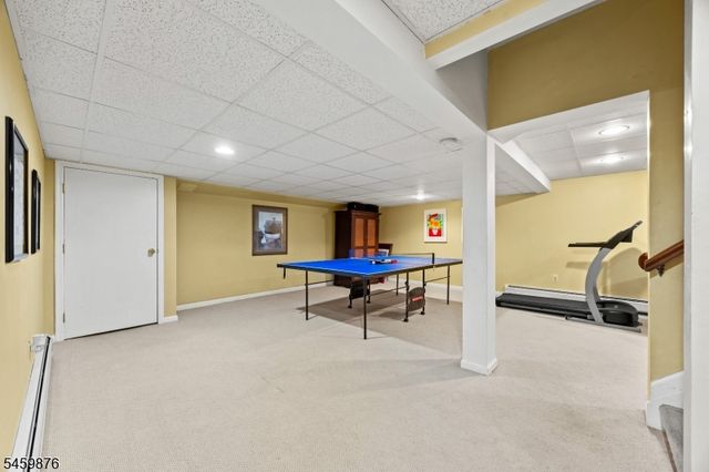 6 White Oak Ln, Montville Twp., NJ 07045