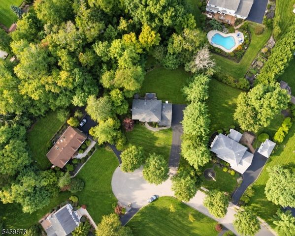 6 White Oak Ln, Montville Twp., NJ 07045