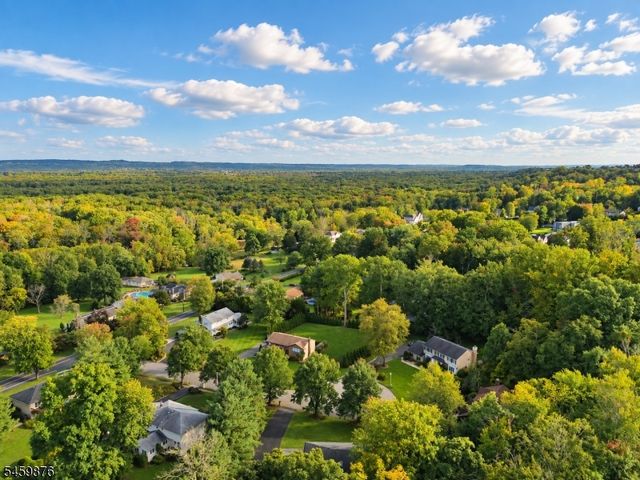 6 White Oak Ln, Montville Twp., NJ 07045
