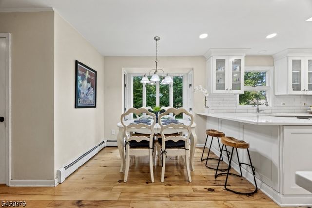 6 White Oak Ln, Montville Twp., NJ 07045