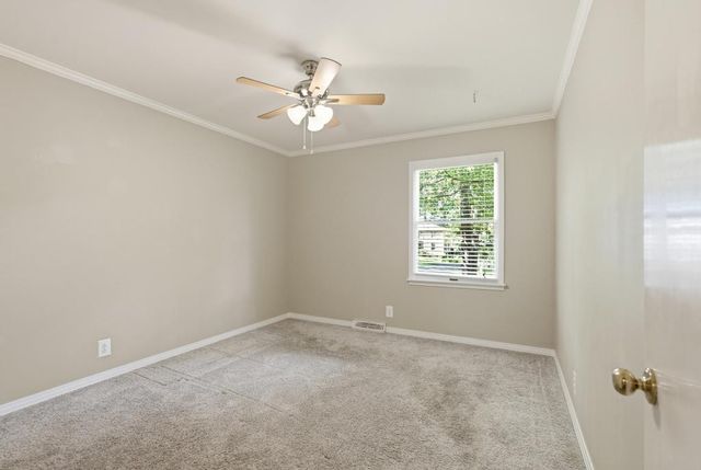 747 Timber Ln, Cookeville, TN 38501
