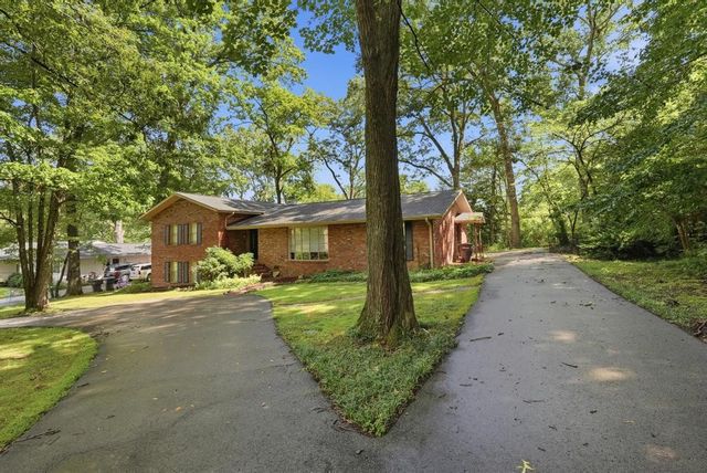 747 Timber Ln, Cookeville, TN 38501