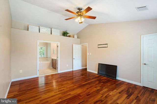 42848 CROSSBOW CT, Ashburn, VA 20147