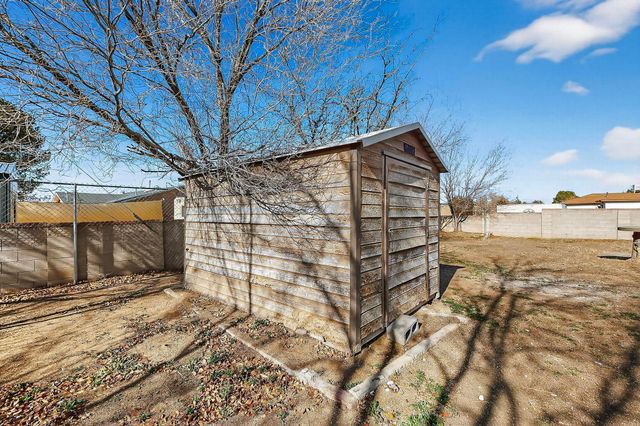 3419 E La Veta Drive NE, Albuquerque, NM 87110