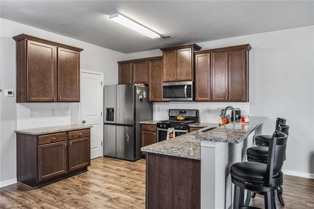 4765 Beacon Ridge Lane, Flowery Branch, GA 30542