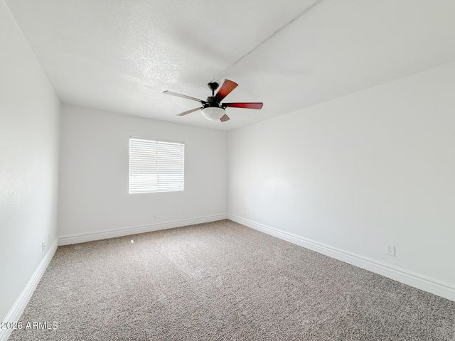 3825 E CAMELBACK Road 215, Phoenix, AZ 85018