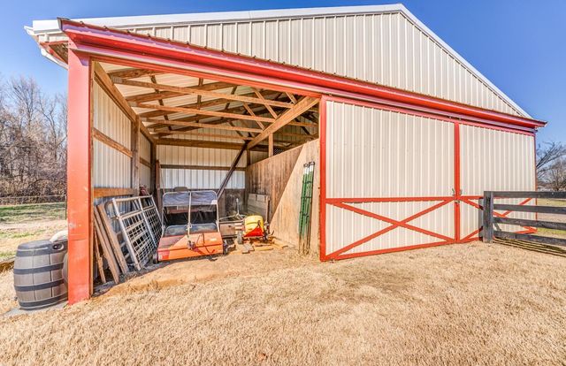 162 GOFORTH VETERANS MEM PKY, Brighton, TN 38011