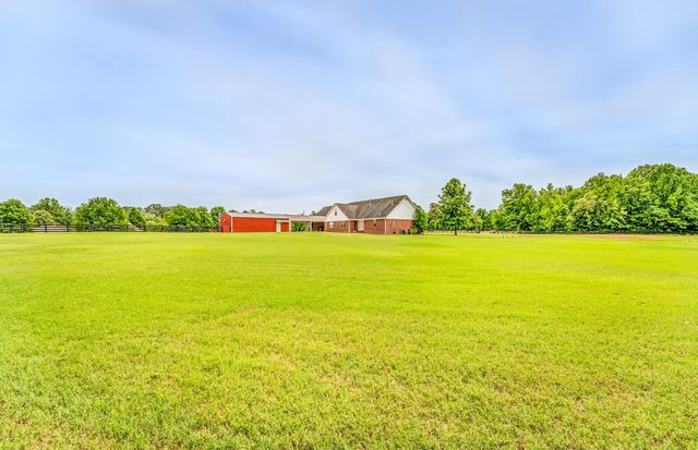 162 GOFORTH VETERANS MEM PKY, Brighton, TN 38011