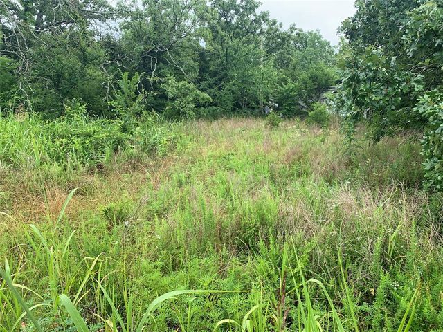 210 E Nelson Road, Stigler, OK 74462