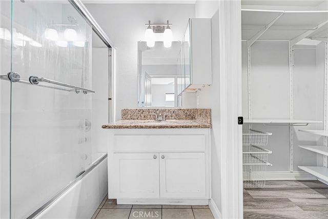 6659 Zelzah Ave, Reseda, CA 91335