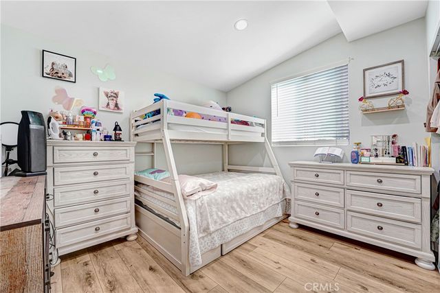 6659 Zelzah Ave, Reseda, CA 91335