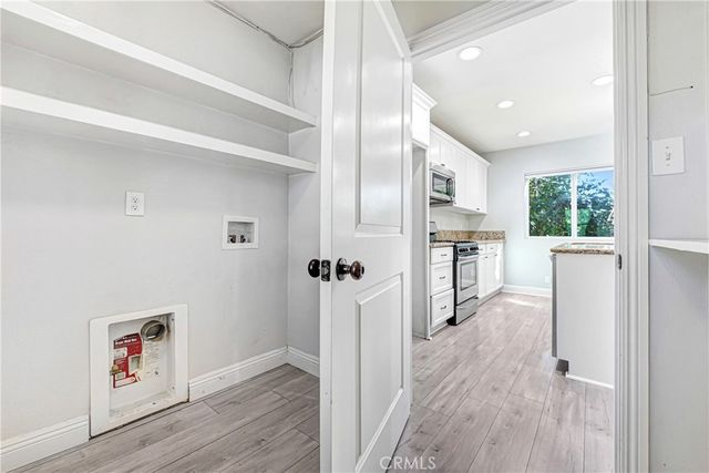 6659 Zelzah Ave, Reseda, CA 91335