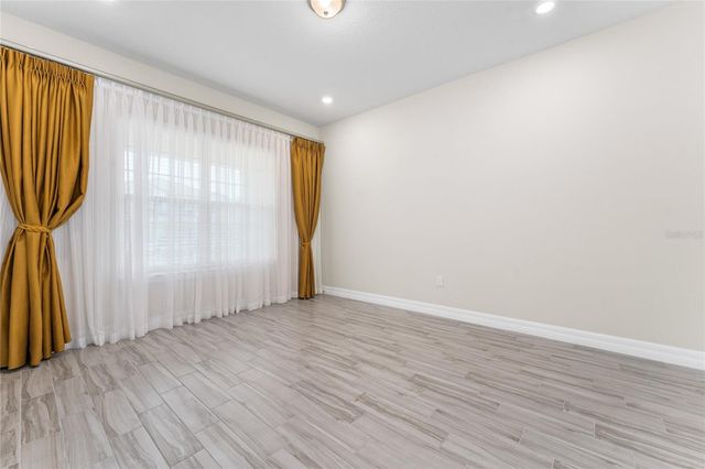 9242 HANGING VINE COURT, Orlando, FL 32836