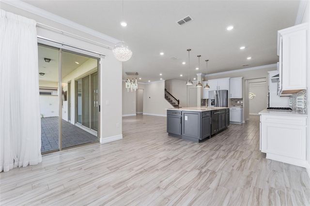 9242 HANGING VINE COURT, Orlando, FL 32836