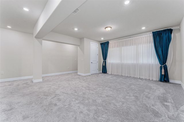 9242 HANGING VINE COURT, Orlando, FL 32836