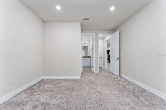 9242 HANGING VINE COURT, Orlando, FL 32836